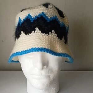 Handmade Crochet Bucket Hat Featuring Distinctive Zigzag/Flame Pattern